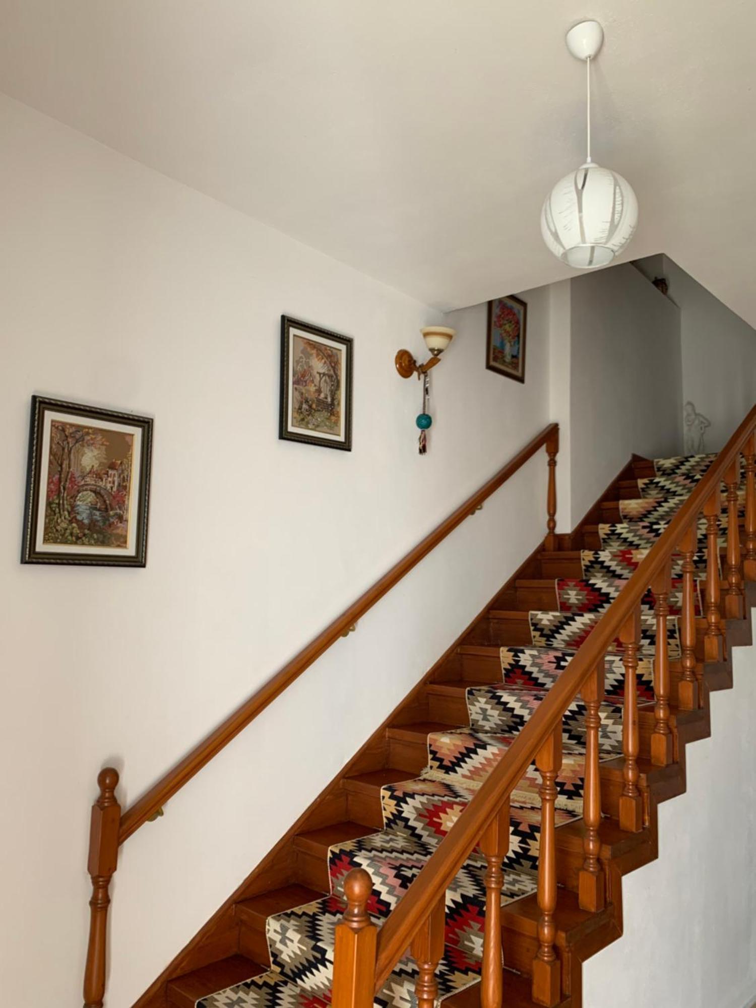 Stonetale Garden Guesthouse Gjirokaster Bagian luar foto